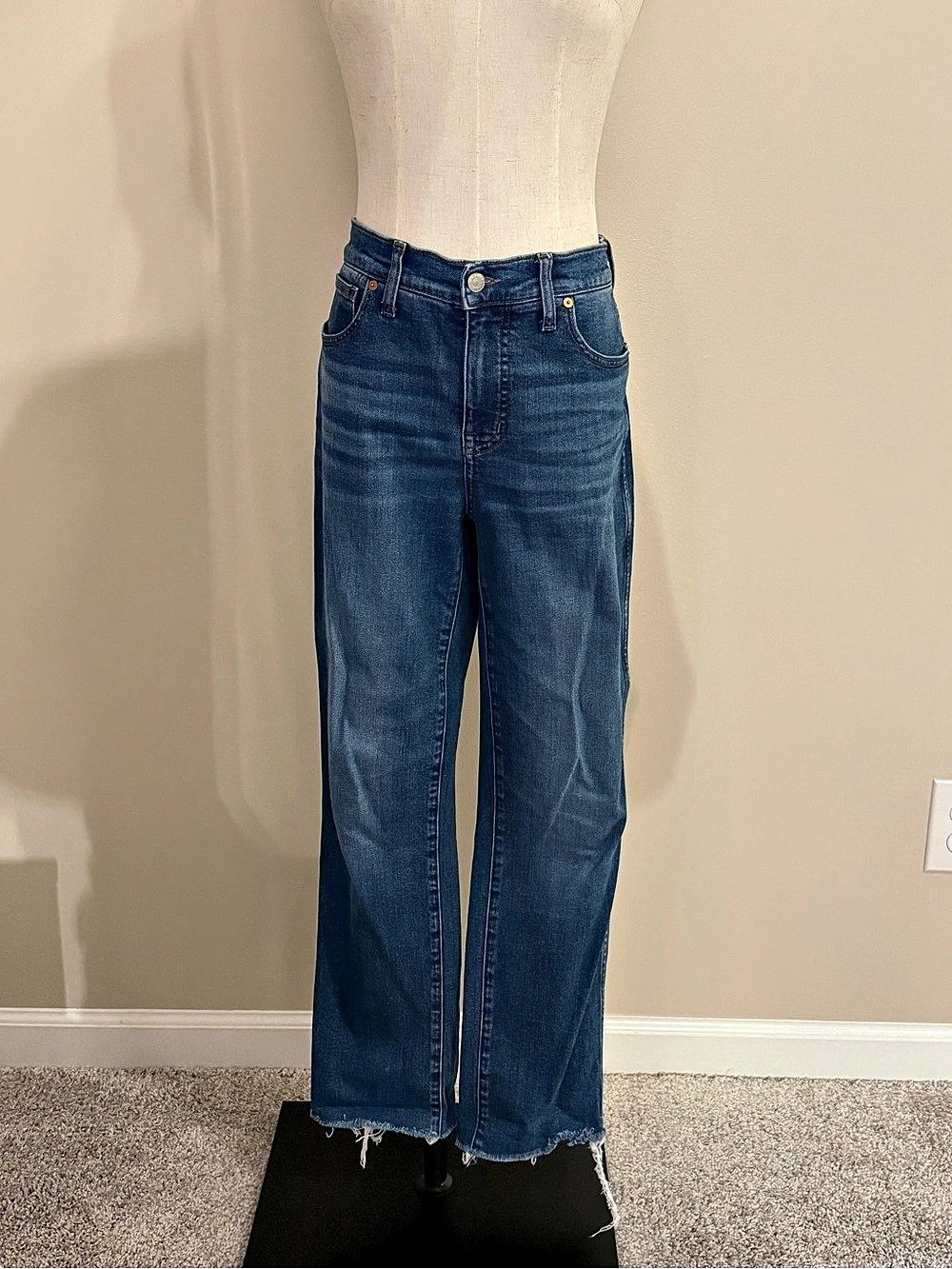 Madewell Mid-Rise Stovepipe Straight Leg Jeans in Medium Wash